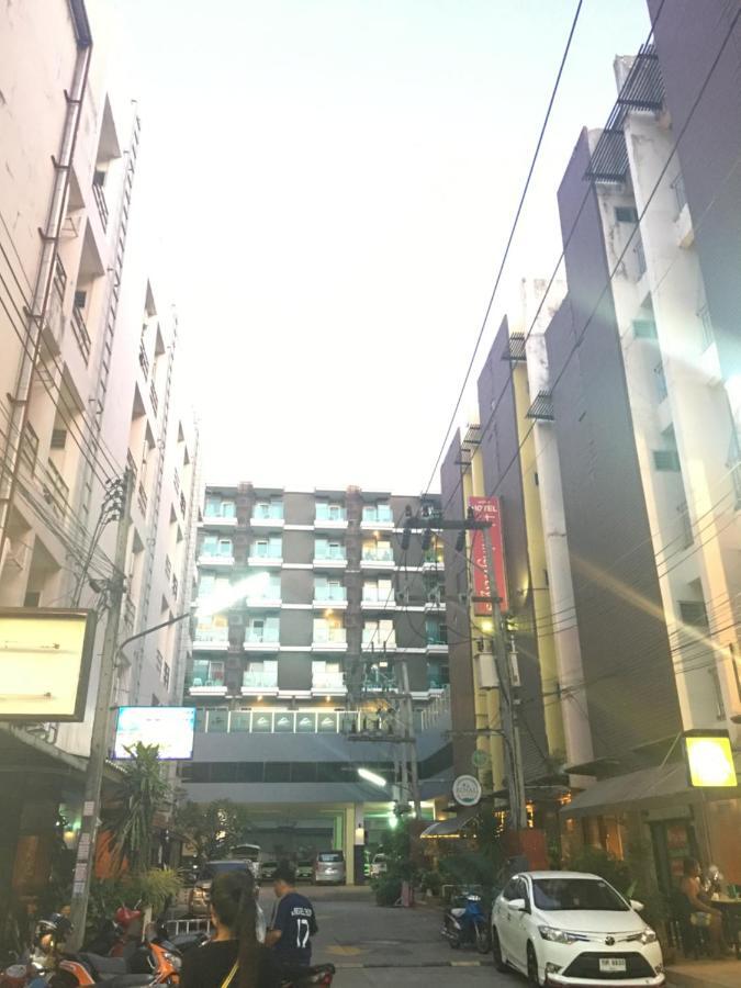 Hotell Deva Patong Phuket